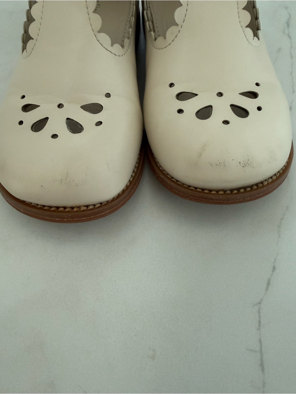 Felix & Flora Cream Girls' Mary Jane Dress Shoes Size 10T - Picture 4 of 6